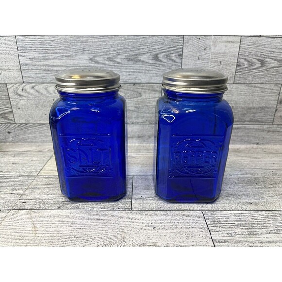 Depression Style Glass Salt And Pepper Shakers cobalt Blue - Picture 1 of 6